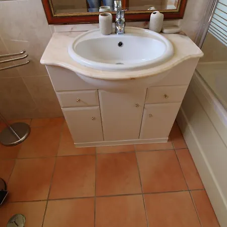 Martina - Sao Rafael - וילה